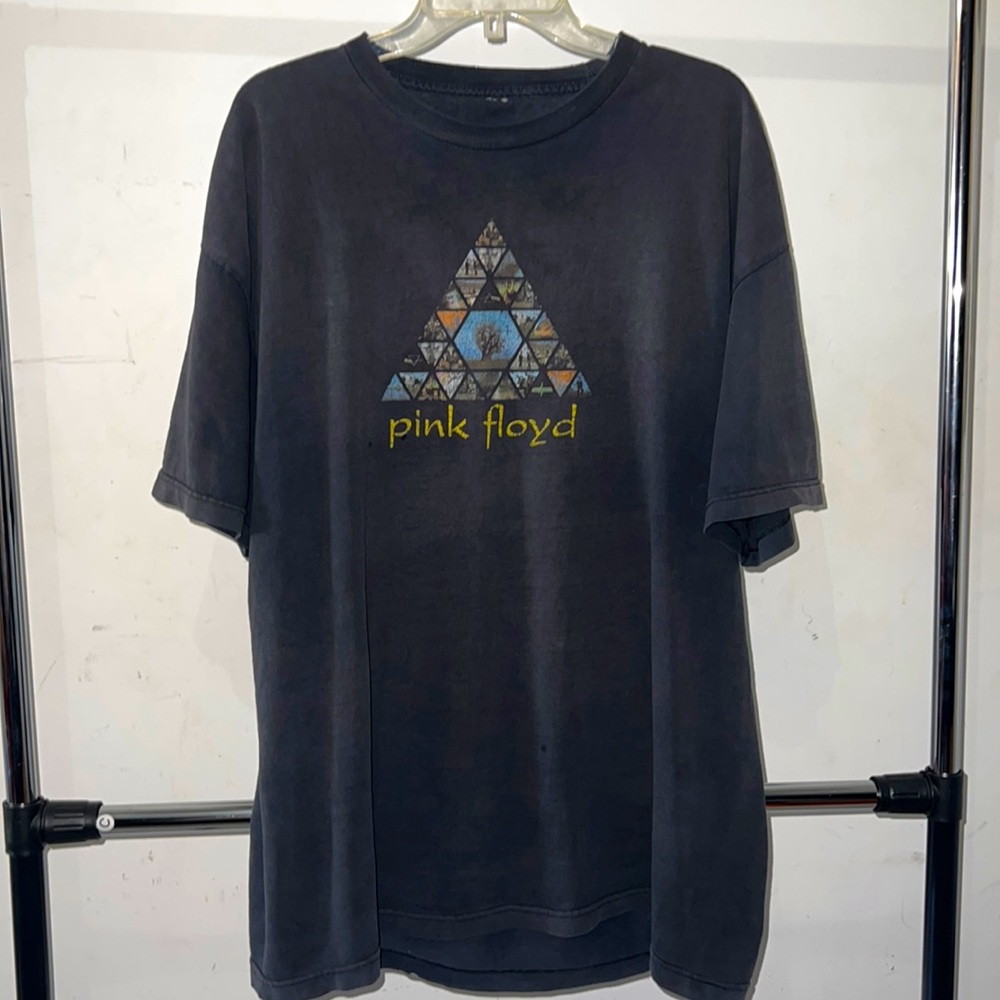 Vintage 90’s Pink Floyd T-Shirt